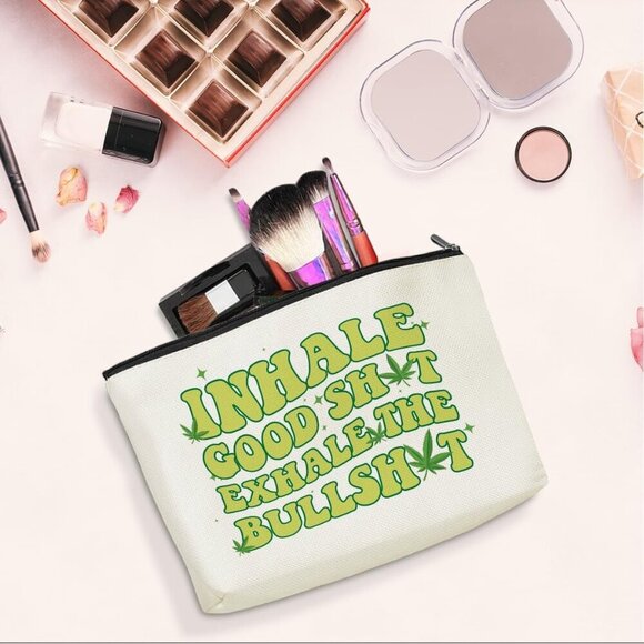Funny Weed Makeup Bag Weed Gifts Weed Accessories Green Leaves Decor Christmas B - Picture 4 of 5